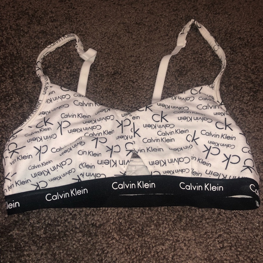 Calvin Klein bralette✨